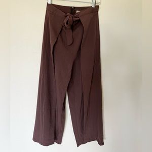 Grade and Gather Tie Front Trousers